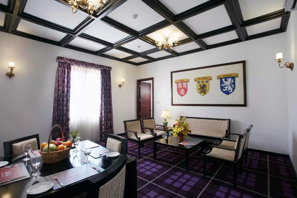 اتاق 2 هتل استیورت بای سیتروس